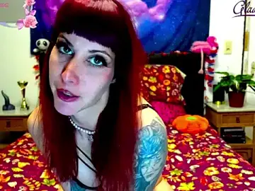 Stripchat Free Porn Cam of Gladyce_Foxy