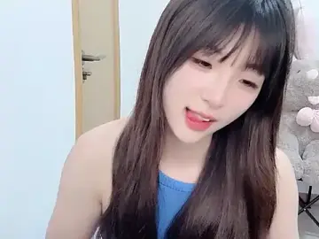 Stripchat Free Live Porn of Louise-3