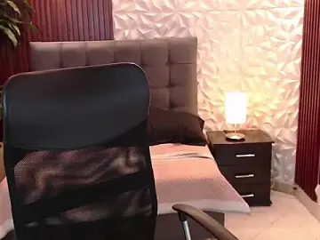 Stripchat Free Porn Cam of Ruby_Your_Milf