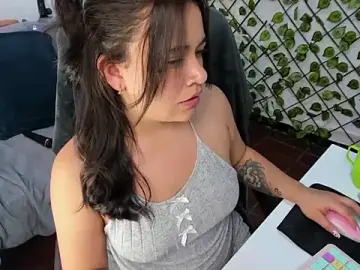 Stripchat Sex Chat of Amy_hoy69