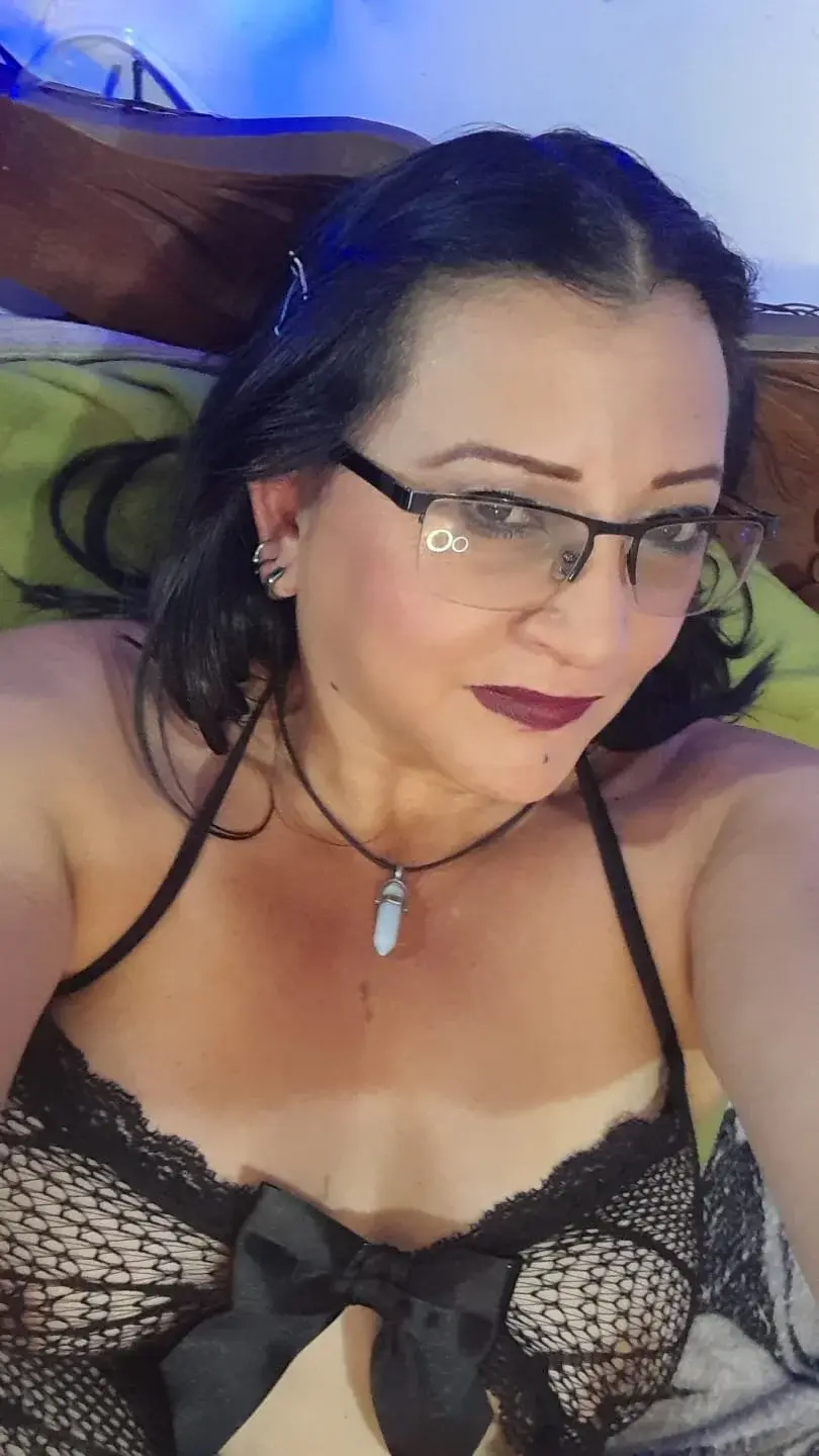Vivianmature
