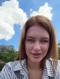 Stripchat Adult Webcam of KikiWatson