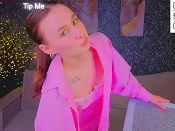 Stripchat Best live sex cam show of _Kiki_angel_