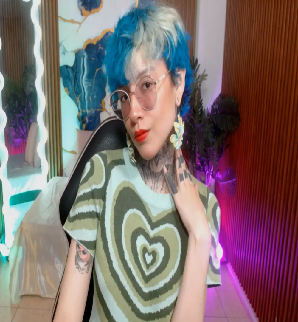 Lyra_tay