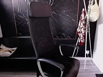 Stripchat Free Live Porn of littleviki7