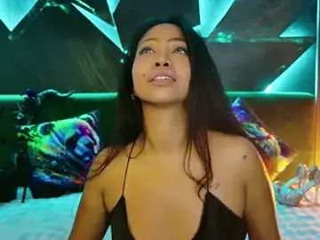 Stripchat Adult Video Chat of ElyaQuinn
