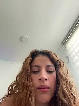 Stripchat Watch Live Sex Cams of alana15