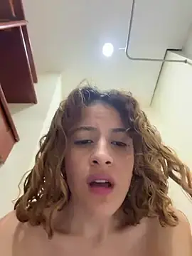 Stripchat Nude Webcam of alana15