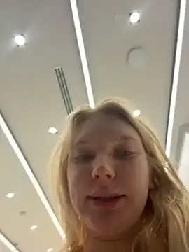 Stripchat Sex Cam of AmmyHot