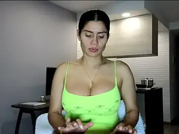 Stripchat Free Porn Cam of Alondra_fetish