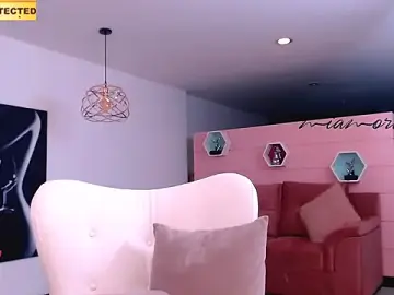 Stripchat Best Webcam of MIAMORETZ