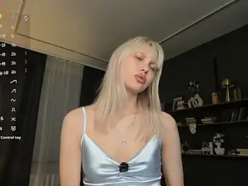 Stripchat Watch Live Sex Cams of DelorisDetrich