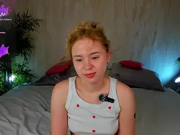 Stripchat Sex Cam of Linda__Bloom