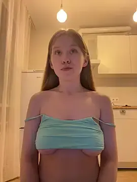 Stripchat Free Live Porn of Eva_Weyne