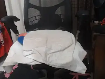 Stripchat Free Porn Cam of jenny_milf69