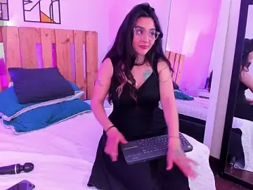 Stripchat Sex Cam of emily_amaya