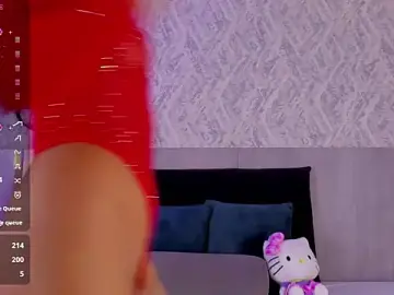 Stripchat Live Sex Cam of krystal_foxx
