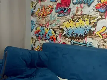 Stripchat Best live sex cam show of Kira_Be11