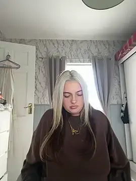 Stripchat Live Sex Cam of naughtygirl6989