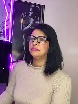 Stripchat Free Live Porn of Selin_mehott