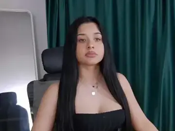 Stripchat Nude Webcam of MissNaomiBelle