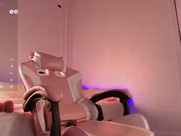 Stripchat Free Porn Cam of Aiko_mainee