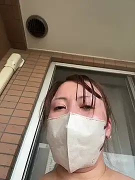 Stripchat Free Porn Cam of Mirika555