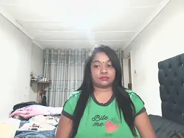 Stripchat Live Sex Cam of Indianmayaxoxo