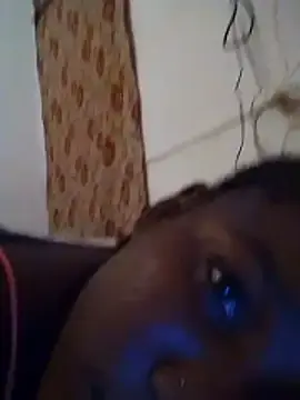 Stripchat Watch Live Sex Cams of Miriampires