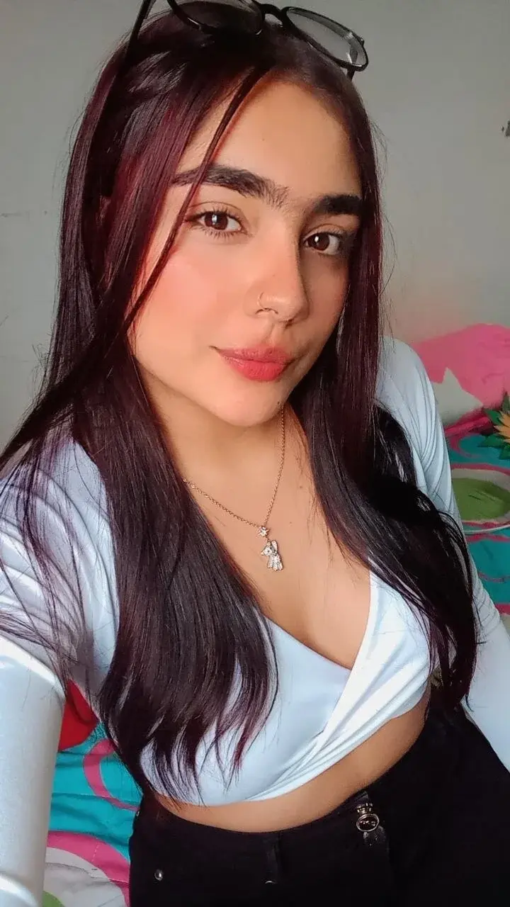 Sara_Collinnss