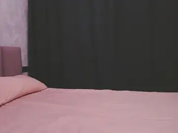 Stripchat Live Sex Cam of HolySinner83