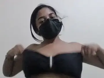 Stripchat Free Porn Cam of Little_toy_girl