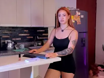 Stripchat Sex Cam of Amypond__