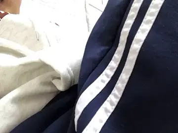 Stripchat Free Porn Cam of hypekittyboy