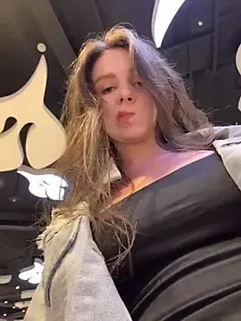 Stripchat Best Webcam of Ttixmila