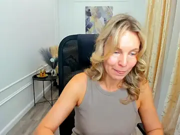 Stripchat Live Sex Cam of Sinty_Devis
