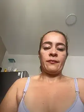 Stripchat Adult Webcams of Natigoonzalez