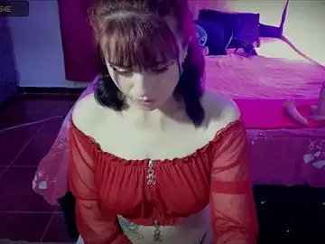 Stripchat Nude Webcam of Nahomi_Harper