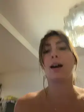 Stripchat Free Live Porn of perrine_offf