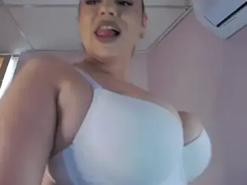 Stripchat Best live sex cam show of Ella_sweety