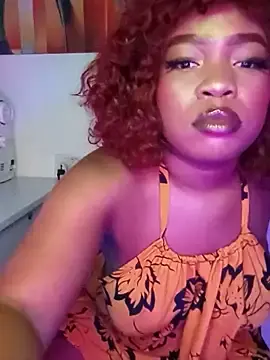 Stripchat Free Porn Cam of rosey_cheeks