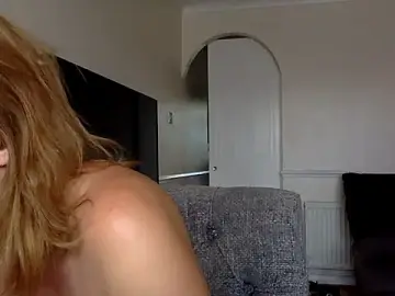 Stripchat Live Porn of ElizabethArden42-