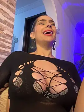 Stripchat Free Live Porn of Mau_White