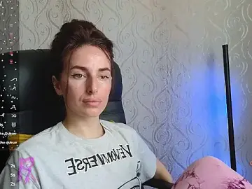 Stripchat Live Sex Cam of xx_adrihanna_xx