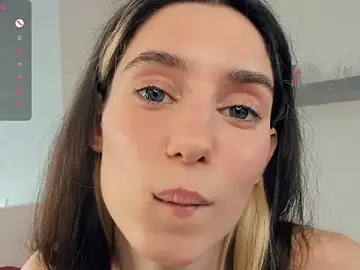 Stripchat Live Sex of AntonettaTarring