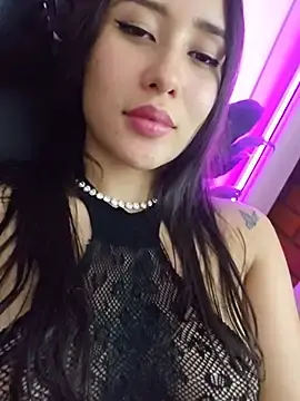 Stripchat Free Live Porn of Selena_blake
