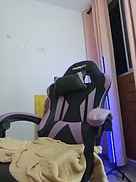 Stripchat Live Sex of Selena_blake