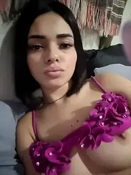 Stripchat Nude Webcam of FabyNovinha