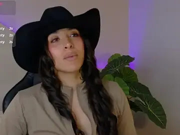 Stripchat Free Live Porn of KAYLA_BATISTA