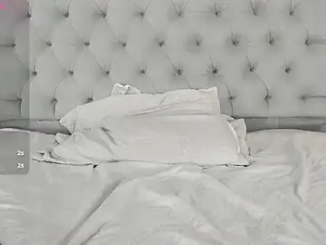 Stripchat Live Sex Cam of ivy_leee